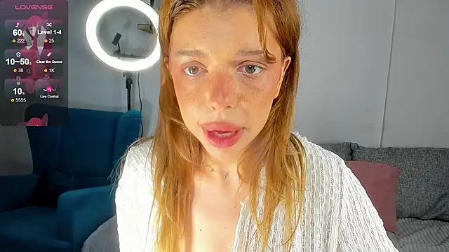 Hannah Carr online show from October 9, 2025, 7:23 pm