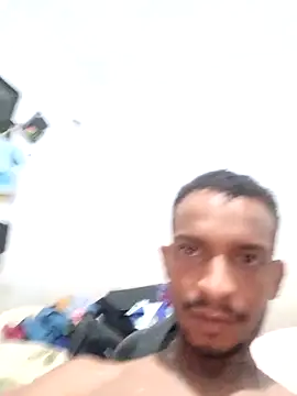 Snapshot of Ursonego chatting on November 5, 2025, 11:38 pm Ursonego online show from November 5, 2025, 11:38 pm