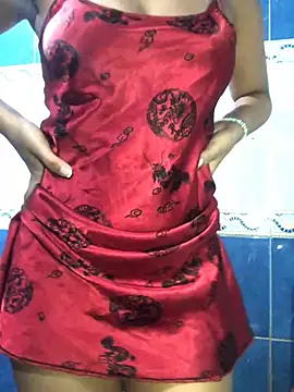 Snapshot of Moroccan_bitch chatting on December 12, 2024, 7:48 pm Moroccan bitch online show from December 12, 2024, 7:48 pm