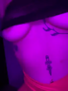 Snapshot of xmoira3x chatting on March 16, 2025, 10:42 pm xmoira3x online show from March 16, 2025, 10:42 pm