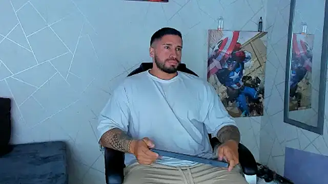 Snapshot of Cristian_Walker chatting on January 15, 2025, 12:09 am Cristian Walker online show from January 15, 2025, 12:09 am