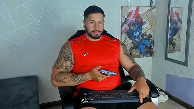 Snapshot of Cristian_Walker chatting on January 26, 2025, 2:45 am Cristian Walker online show from January 26, 2025, 2:45 am
