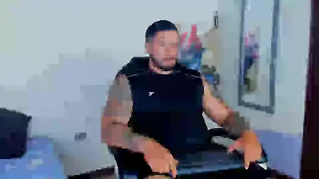 Snapshot of Cristian_Walker chatting on January 31, 2025, 8:43 pm Cristian Walker online show from January 31, 2025, 8:43 pm