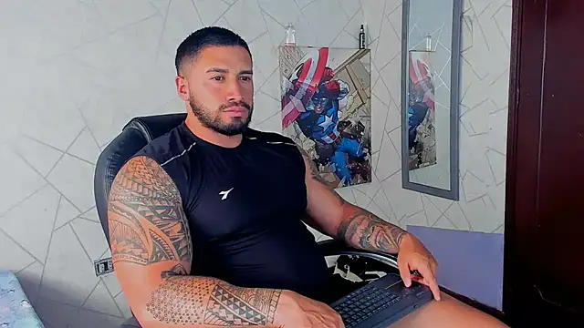 Snapshot of Cristian_Walker chatting on February 1, 2025, 8:05 pm Cristian Walker online show from February 1, 2025, 8:05 pm
