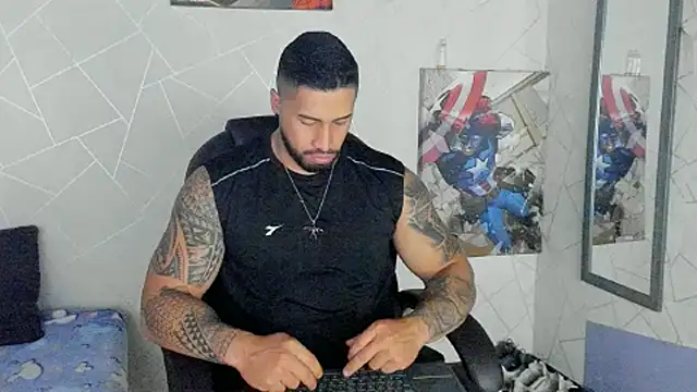 Snapshot of Cristian_Walker chatting on March 14, 2025, 11:34 am Cristian Walker online show from March 14, 2025, 11:34 am