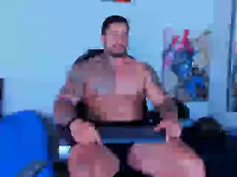 Snapshot of Cristian_Walker chatting on September 15, 2025, 11:43 am Cristian Walker online show from September 15, 2025, 11:43 am