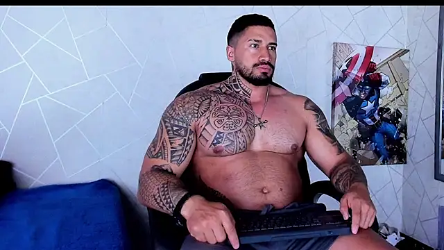 Snapshot of Cristian_Walker chatting on October 21, 2025, 11:33 am Cristian Walker online show from October 21, 2025, 11:33 am