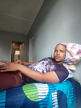 Snapshot of Tigermanboy chatting on December 13, 2024, 11:23 am Tigermanboy online show from December 13, 2024, 11:23 am