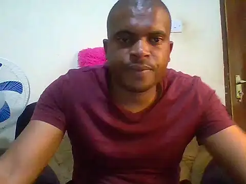 Snapshot of lui_cuuty chatting on September 9, 2025, 5:01 pm lui cuuty online show from September 9, 2025, 5:01 pm