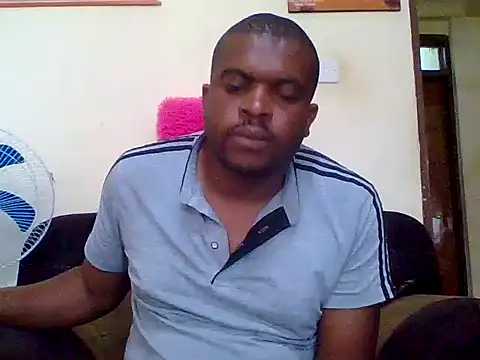 Snapshot of lui_cuuty chatting on September 17, 2025, 6:37 am lui cuuty online show from September 17, 2025, 6:37 am