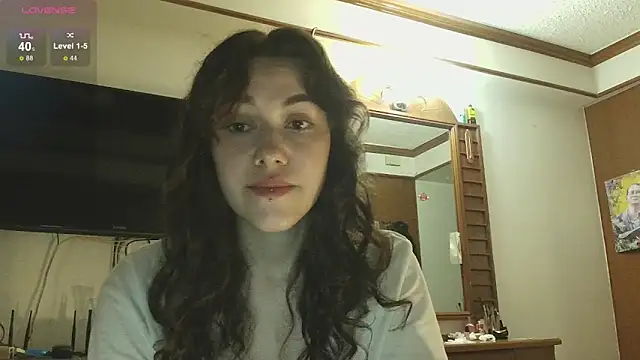 Snapshot of sadetuiningaa chatting on March 19, 2025, 12:48 am sadetuiningaa online show from March 19, 2025, 12:48 am