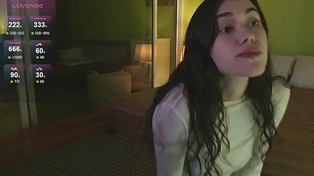 Snapshot of sadetuiningaa chatting on September 19, 2025, 12:56 am sadetuiningaa online show from September 19, 2025, 12:56 am