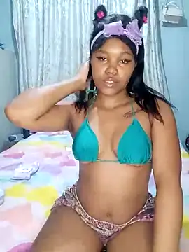 Snapshot of charmainexxx chatting on February 8, 2025, 1:00 am charmainexxx online show from February 8, 2025, 1:00 am
