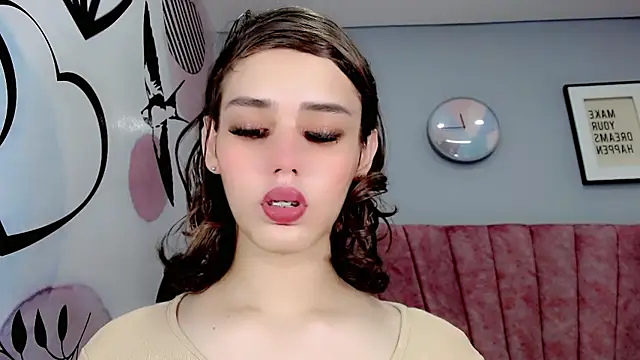Snapshot of ValeriaAguilar chatting on December 7, 2024, 5:31 pm ValeriaAguilar online show from December 7, 2024, 5:31 pm