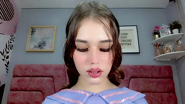 Snapshot of ValeriaAguilar chatting on March 16, 2025, 4:23 pm ValeriaAguilar online show from March 16, 2025, 4:23 pm