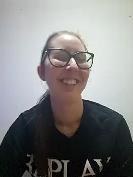 Snapshot of Sarah459 chatting on September 25, 2025, 8:34 pm Sarah459 online show from September 25, 2025, 8:34 pm