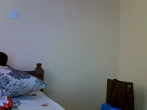 Snapshot of Oliviia_ chatting on December 20, 2024, 7:12 am Oliviia  online show from December 20, 2024, 7:12 am