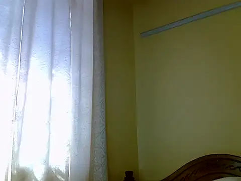Snapshot of Oliviia_ chatting on January 8, 2025, 8:27 am Oliviia  online show from January 8, 2025, 8:27 am