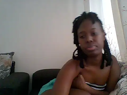 Snapshot of Oliviia_ chatting on September 9, 2025, 2:16 pm Oliviia  online show from September 9, 2025, 2:16 pm