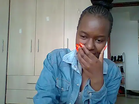 Snapshot of Oliviia_ chatting on October 11, 2025, 10:14 am Oliviia  online show from October 11, 2025, 10:14 am