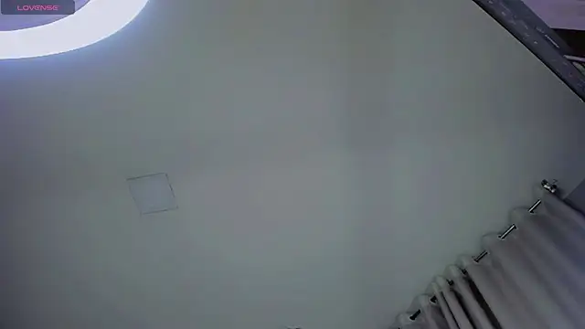 Snapshot of ANGELL06 chatting on February 13, 2025, 11:47 pm ANGELL06 online show from February 13, 2025, 11:47 pm