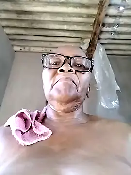 Snapshot of naughtygrannyXXX chatting on January 28, 2025, 6:16 am naughtygrannyXXX online show from January 28, 2025, 6:16 am