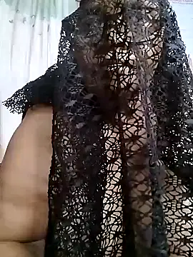 Snapshot of naughtygrannyXXX chatting on January 28, 2025, 10:45 am naughtygrannyXXX online show from January 28, 2025, 10:45 am