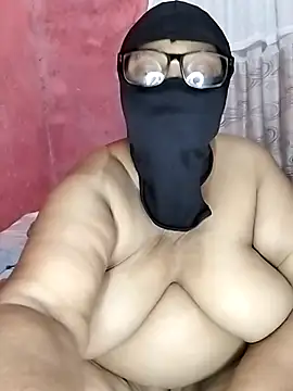 Snapshot of naughtygrannyXXX chatting on September 14, 2025, 7:35 pm naughtygrannyXXX online show from September 14, 2025, 7:35 pm