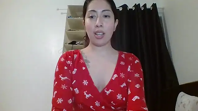 Snapshot of LorenaAnderson chatting on February 9, 2025, 8:02 pm LorenaAnderson online show from February 9, 2025, 8:02 pm