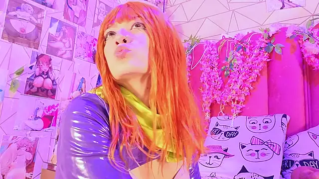 Snapshot of Alicebenett chatting on October 18, 2025, 9:04 pm Alicebenett online show from October 18, 2025, 9:04 pm