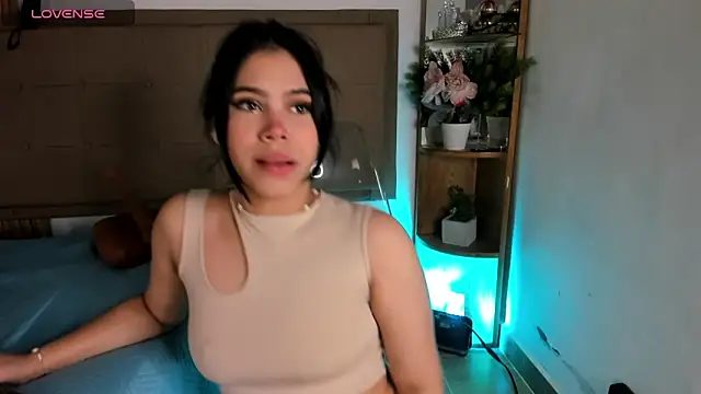 Snapshot of Natasha__Sccott chatting on January 15, 2025, 6:08 pm Natasha  Sccott online show from January 15, 2025, 6:08 pm