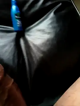 Snapshot of Village_0boy chatting on September 18, 2025, 11:12 am Village 0boy online show from September 18, 2025, 11:12 am