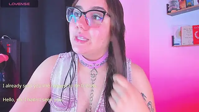 Snapshot of isarhodes_ chatting on December 29, 2024, 10:14 pm isarhodes  online show from December 29, 2024, 10:14 pm