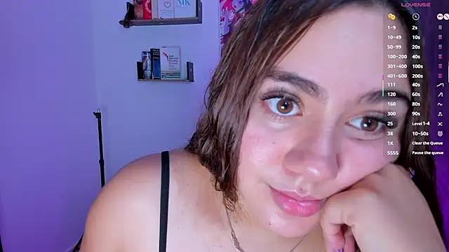 Snapshot of isarhodes_ chatting on October 8, 2025, 10:18 pm isarhodes  online show from October 8, 2025, 10:18 pm