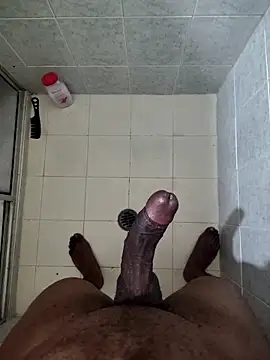 Snapshot of Negrotnt11 chatting on October 13, 2025, 11:54 am Negrotnt11 online show from October 13, 2025, 11:54 am