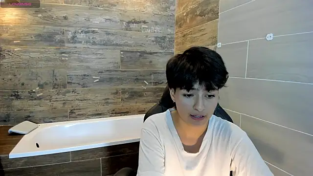 Snapshot of Bryce_Evans chatting on February 26, 2025, 8:33 pm Bryce Evans online show from February 26, 2025, 8:33 pm