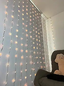 Snapshot of im_anna_ chatting on March 13, 2025, 12:56 pm im anna  online show from March 13, 2025, 12:56 pm