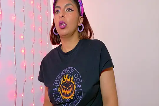 Snapshot of im_anna_ chatting on October 3, 2025, 6:38 pm im anna  online show from October 3, 2025, 6:38 pm