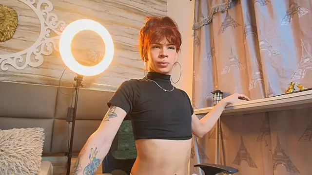 Snapshot of Bella_salvatore chatting on September 17, 2025, 2:08 pm Bella salvatore online show from September 17, 2025, 2:08 pm