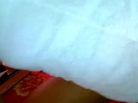 Hot-zeenah online show from December 4, 2024, 6:00 am