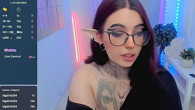 Snapshot of Dixi_Pixi_ chatting on December 5, 2024, 11:49 am Dixi Pixi online show from December 5, 2024, 11:49 am