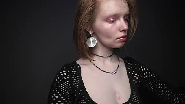 Snapshot of ginger_hugs chatting on February 23, 2025, 10:09 pm ginger hugs online show from February 23, 2025, 10:09 pm