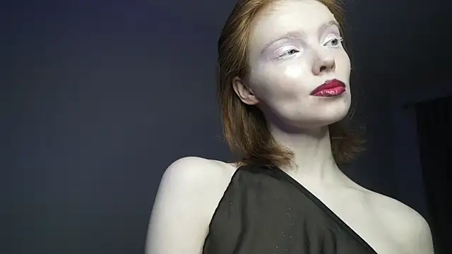 Snapshot of ginger_hugs chatting on March 20, 2025, 10:07 pm ginger hugs online show from March 20, 2025, 10:07 pm