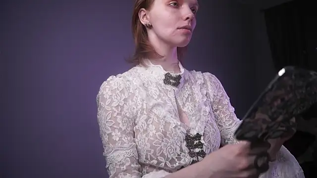 Snapshot of ginger_hugs chatting on October 5, 2025, 10:07 pm ginger hugs online show from October 5, 2025, 10:07 pm
