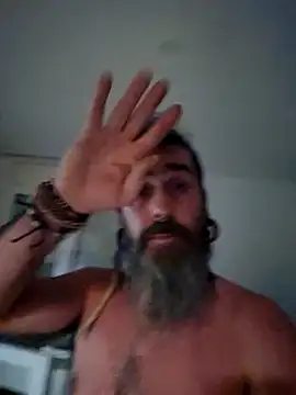 Snapshot of wCletuMEvanr chatting on October 24, 2025, 10:28 pm wCletuMEvanr online show from October 24, 2025, 10:28 pm