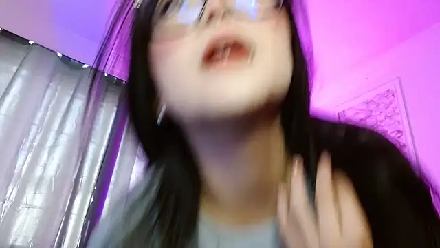 Snapshot of Susana_hank2 chatting on January 27, 2025, 8:07 pm Susana hank2 online show from January 27, 2025, 8:07 pm