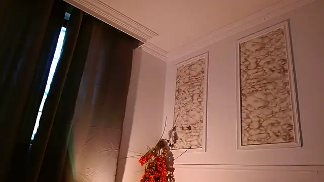 Snapshot of Susana_hank2 chatting on January 29, 2025, 10:43 pm Susana hank2 online show from January 29, 2025, 10:43 pm