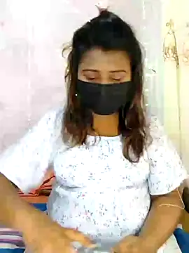 Snapshot of Sexy--queen1 chatting on January 17, 2025, 11:06 am Sexy--queen1 online show from January 17, 2025, 11:06 am