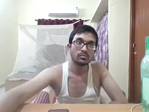 Snapshot of THE_NAKED_BOY chatting on October 1, 2025, 2:34 pm THE NAKED BOY online show from October 1, 2025, 2:34 pm