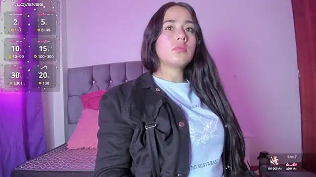 Snapshot of Veeronica_Smith chatting on September 15, 2025, 2:28 pm Veeronica Smith online show from September 15, 2025, 2:28 pm